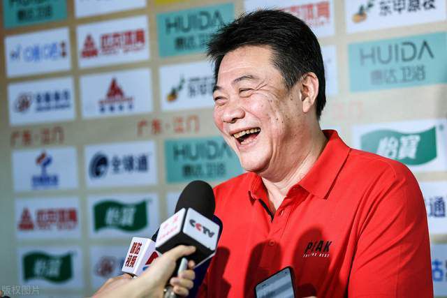 亚洲制服丝袜在线播放